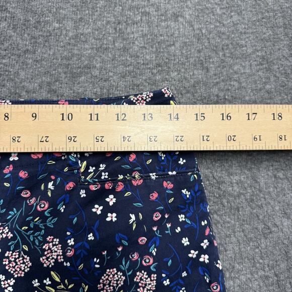 Talbots Petites Blue Floral Heritage Cropped Pants Capris Size 2P Cotton Pockets - Picture 5 of 7
